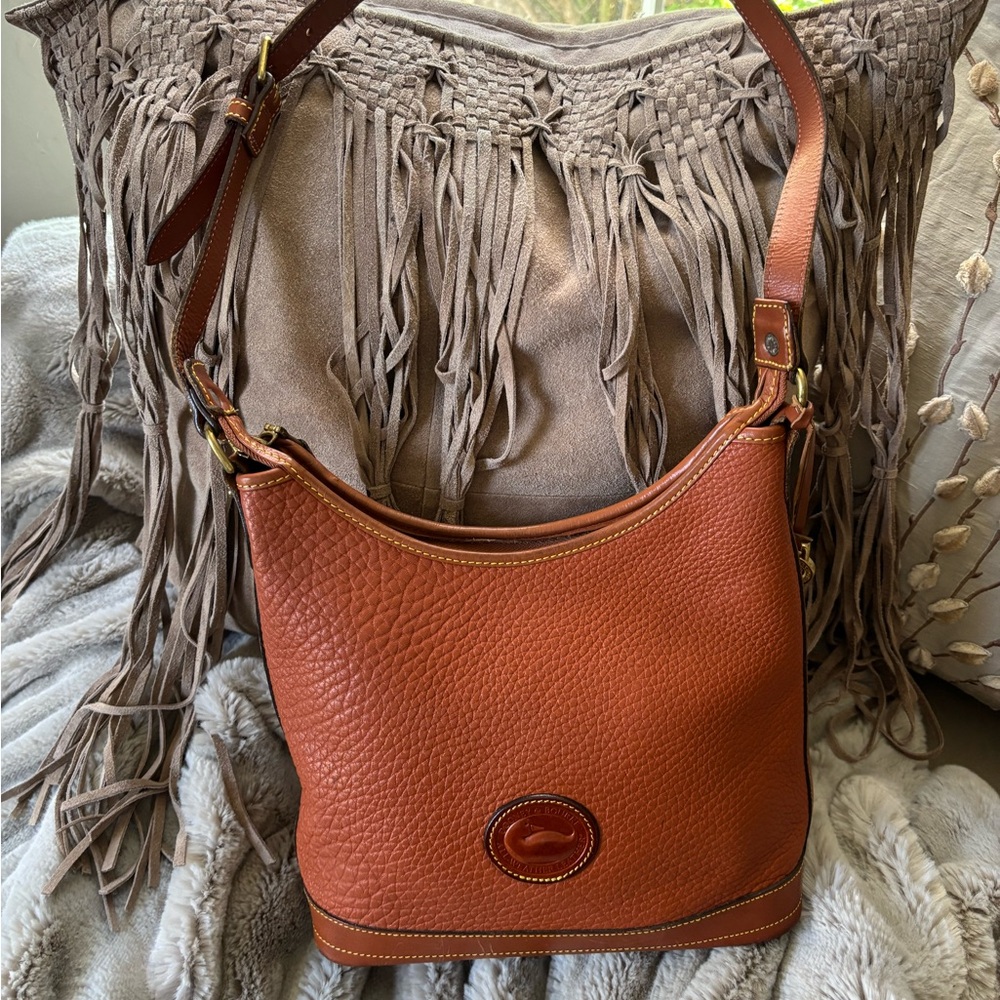 Vintage Dooney & Bourke All Weather Leather Pebbled  Leather Hobo